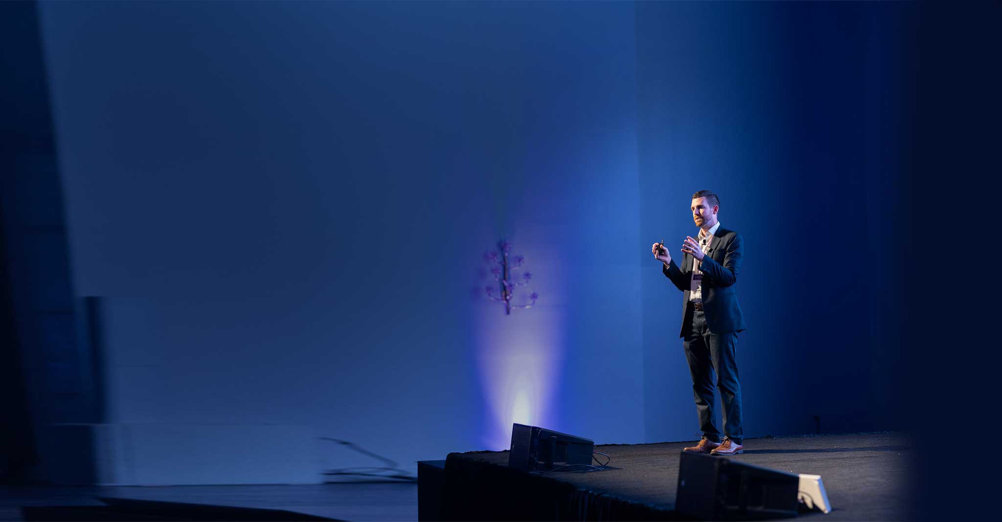 Jim-Schneider-Tomorrow_Show_2023_Second_day_KON_00764-1-2